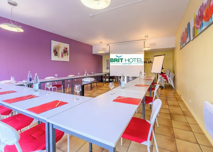 Brit Hotel Confort Cambrai