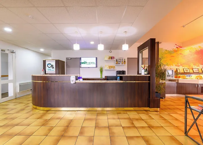 Brit Hotel Confort Cambrai